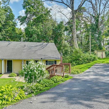 Lake George Family Vacation Home Exterior photo